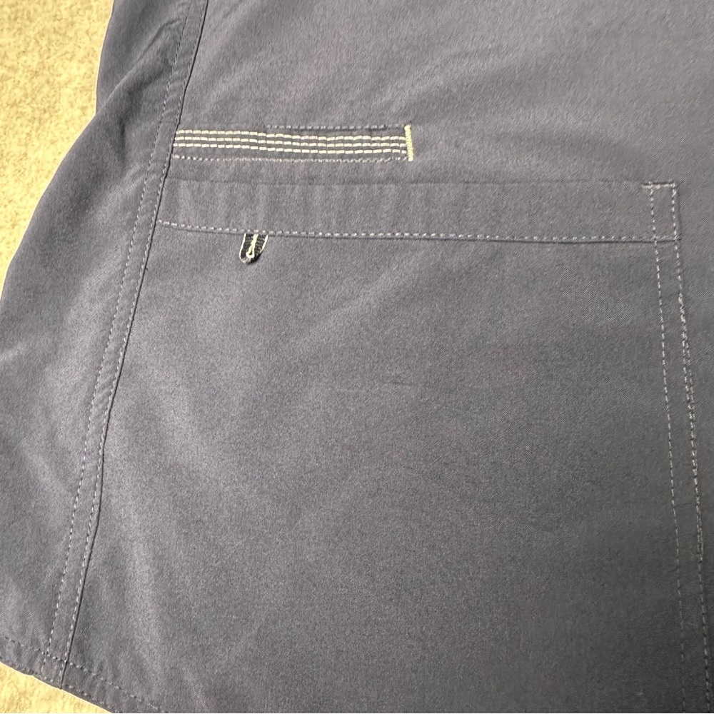 Med‎ Couture Women's L Deep Blue Short Sleeve Scrub Top - Picture 3 of 11